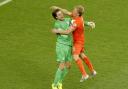 Holland break Costa Rican hearts on penalties