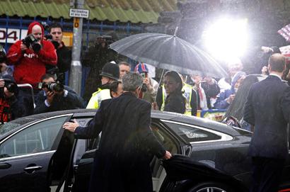 Prince William and Kate Middleton arrive in Darwen.