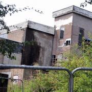 Talks on demolition plan for old hostel