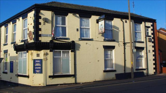 GALLERY: 100 lost Blackburn pubs