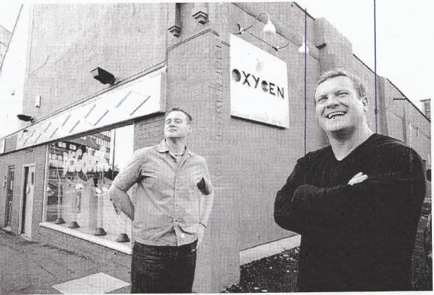 The Oxygen Bar, with ownder Scott Moon (right) and Manager Robin Wolfenden, 2000