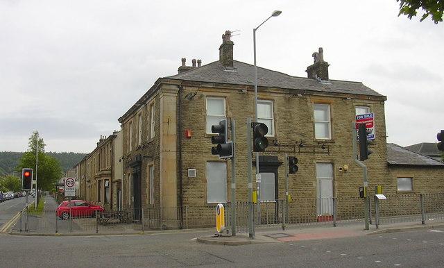 The Adelphi was situated at 16-18 Avenue Parade.

 
This pub is now in residential use.
June Huntingdon