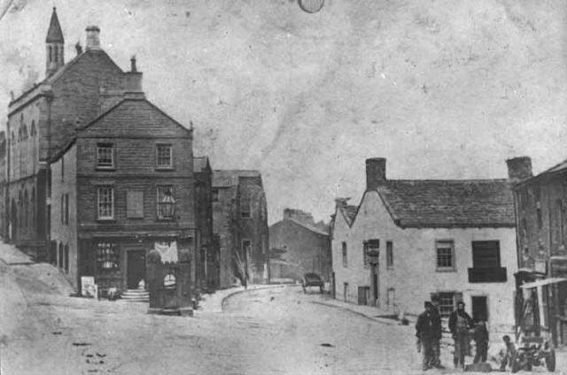 The Dun Horse Inn (the white building in the above photo) was situated on York Street and served its last pint in 1896.
Picture source: oldclitheroe.co.uk