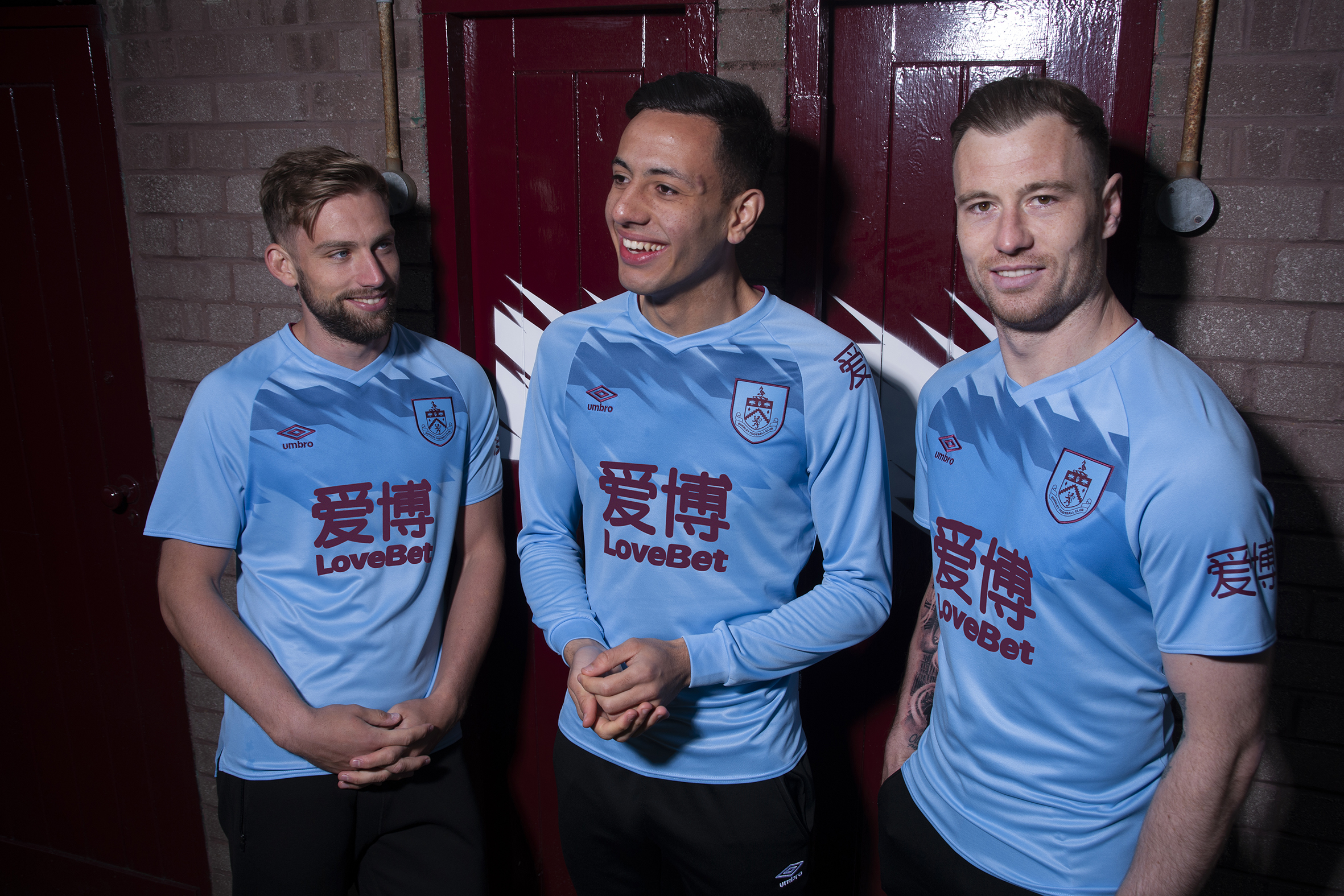 Burnley unveil 91-92 inspired blue away 