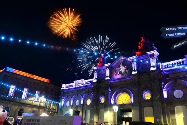 Hyndburn Council respond to Christmas lights switch-on rumours - Vimarsana News