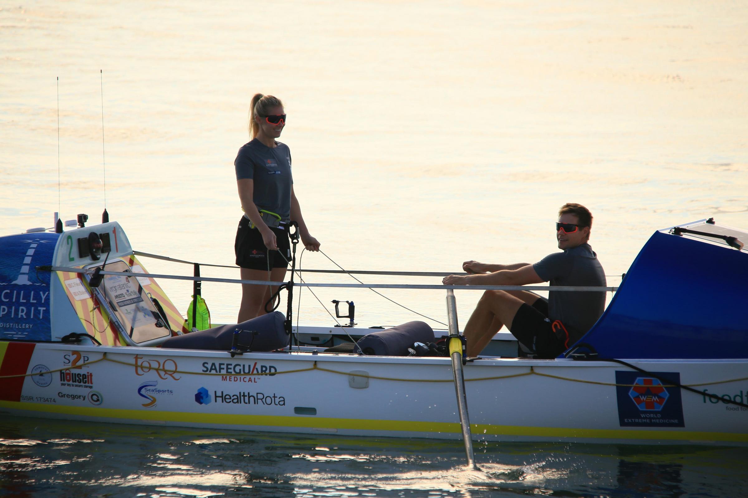 Married doctors to spend Christmas Day rowing across Atlantic for charity - Vimarsana News