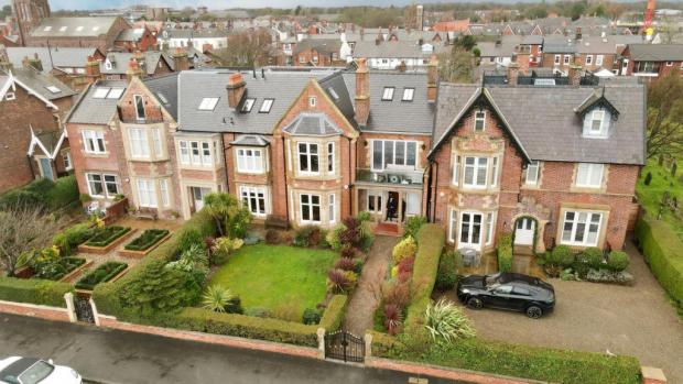 Lancashire Telegraph: Lytham St Annes 2.5m home (Photo: Rightmove/Tyron Ash Real Estate)