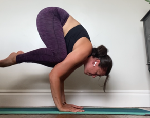 Clitheroe health and wellbeing instructor wins North West community champion award - Vimarsana News