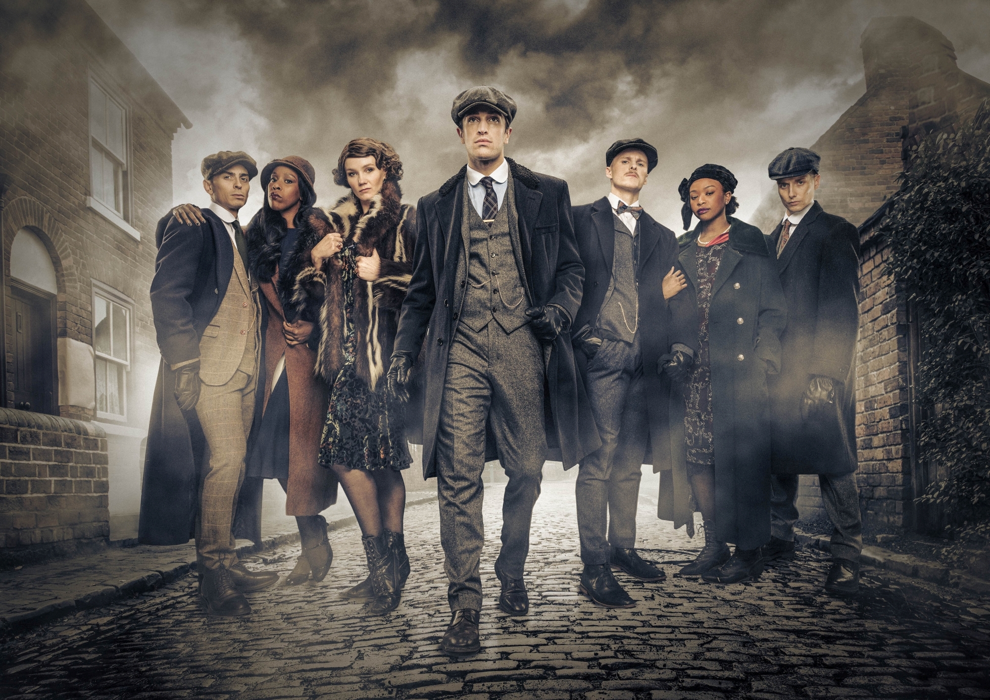 Knife threat by Blackburn Peaky Blinders game thief - Vimarsana News