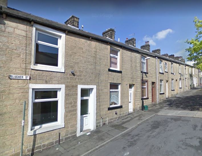 Colne: Gang burst into home with machete and handgun - Vimarsana News
