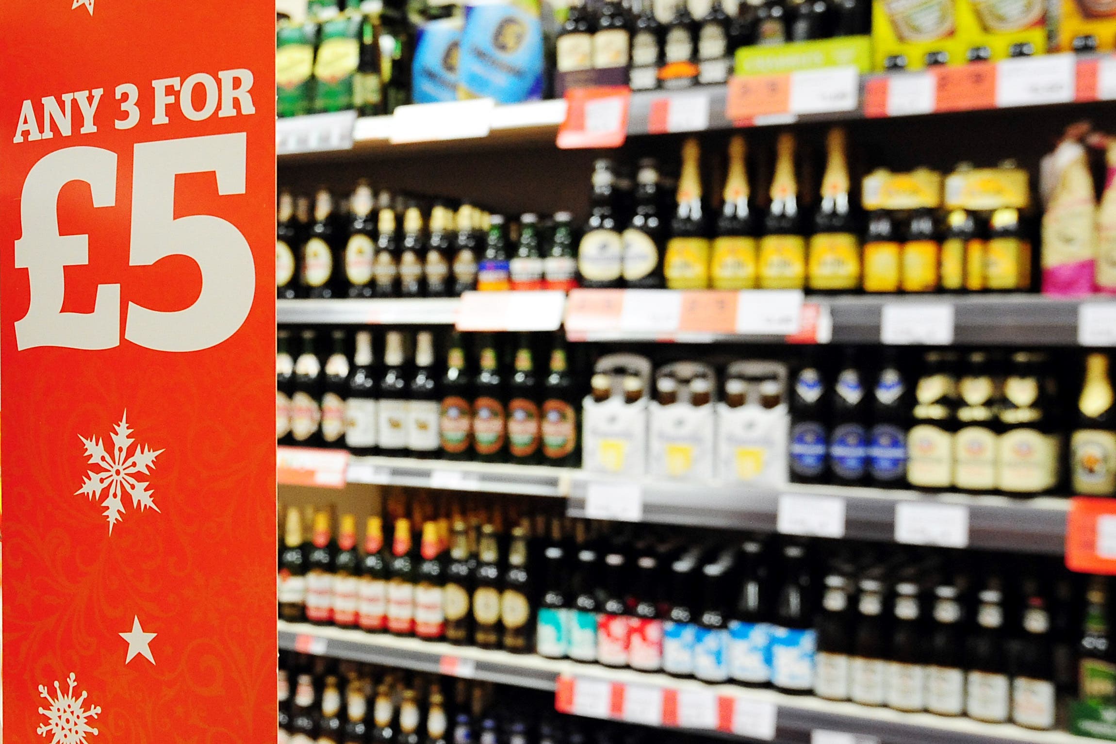 Recovering addict calls for shops to keep alcohol away from queues - Vimarsana News