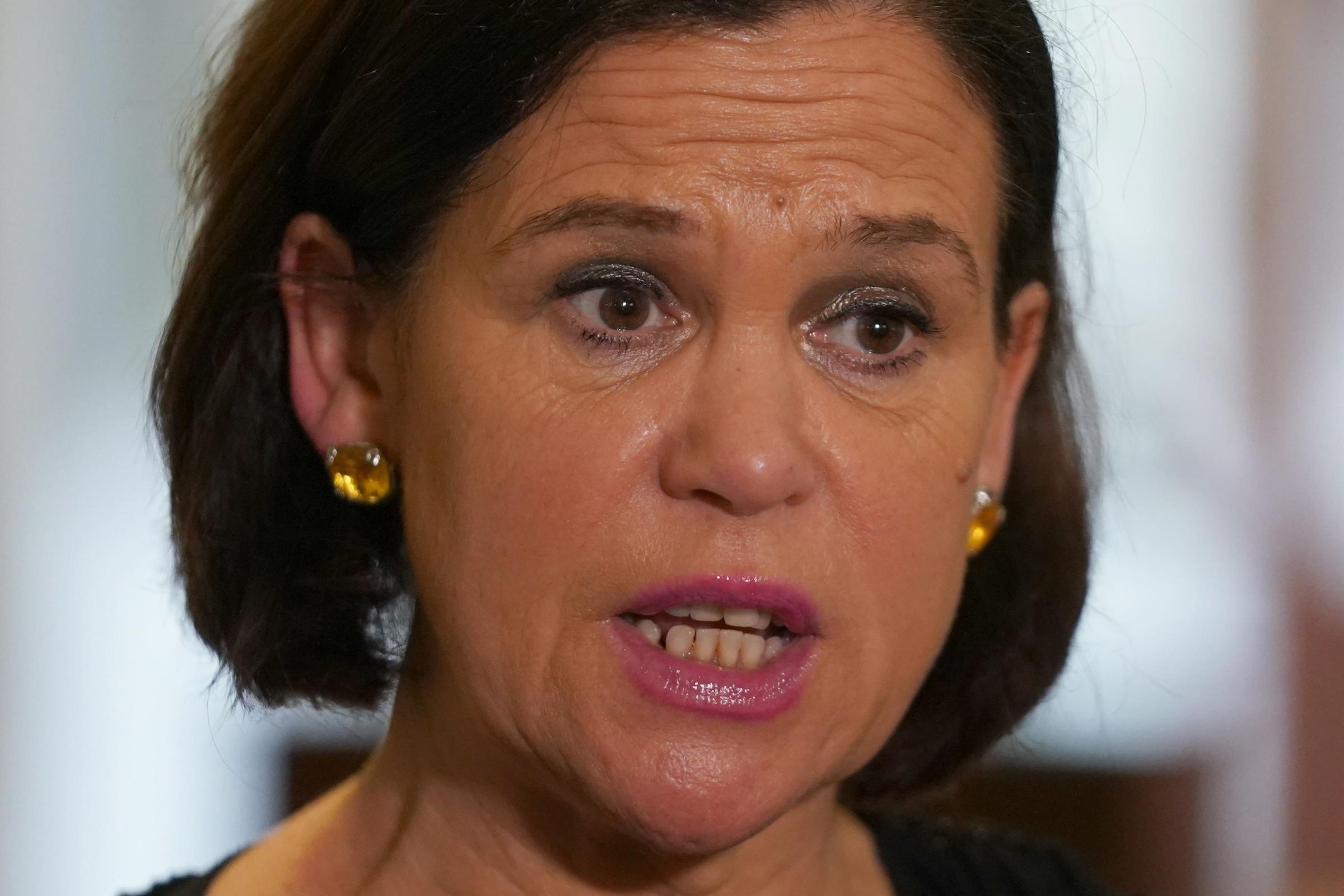 Sinn Fein leader congratulates Queen on 'lifetime of service' - Vimarsana News