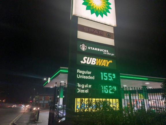 Lancashire Telegraph: Petrol price wars have broken out in Blackburn Lancashire Telegraph: Petrol price wars have broken out in Blackburn