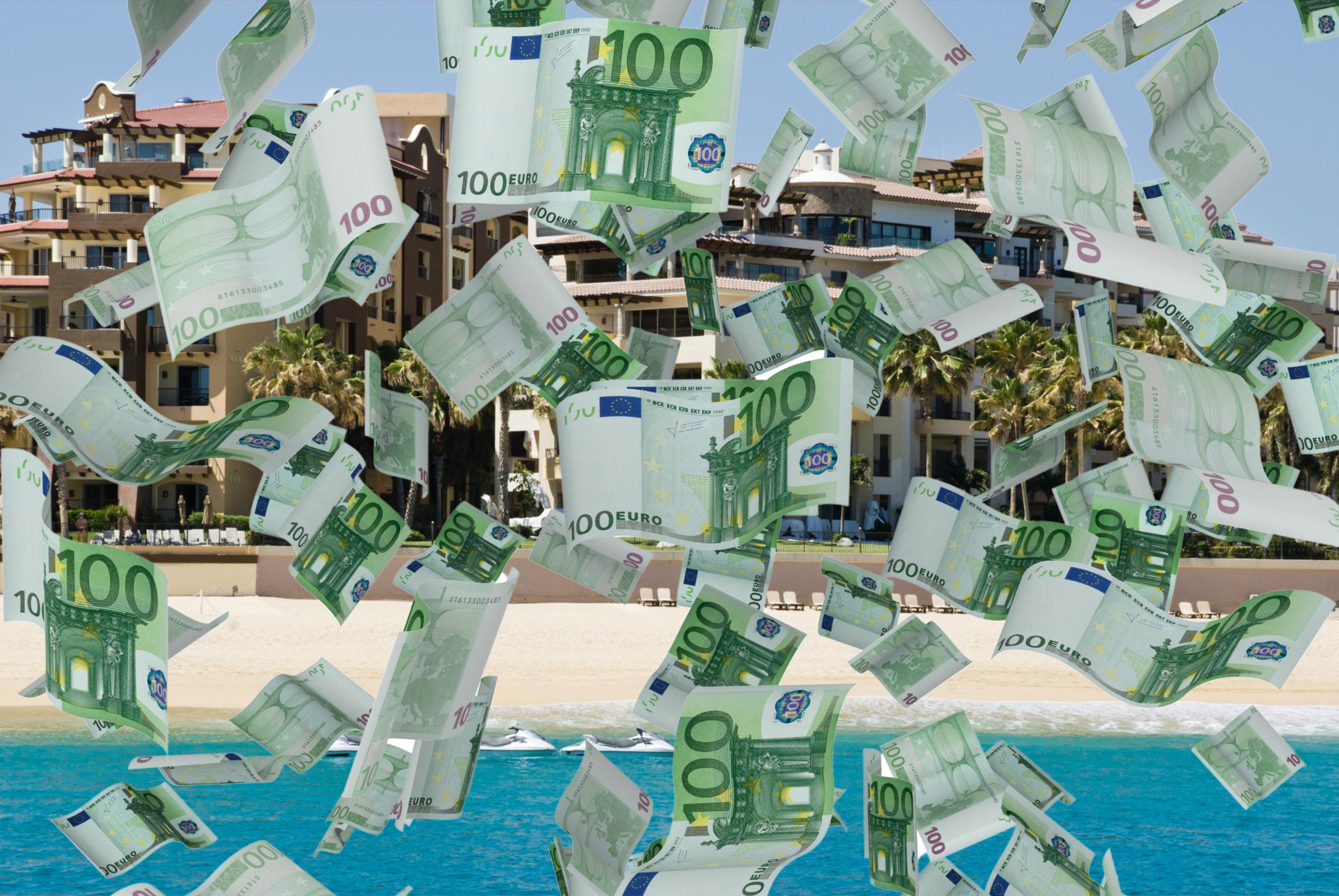 Former solicitor jailed over £465,000 money laundering timeshare scam - Vimarsana News