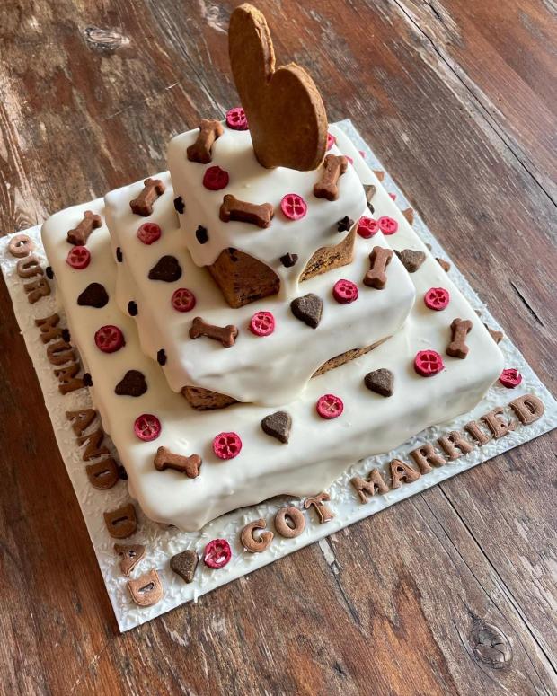 Lancashire Telegraph: Dog-friendly wedding cake from Perfect Pet Patisserie and Gifts
