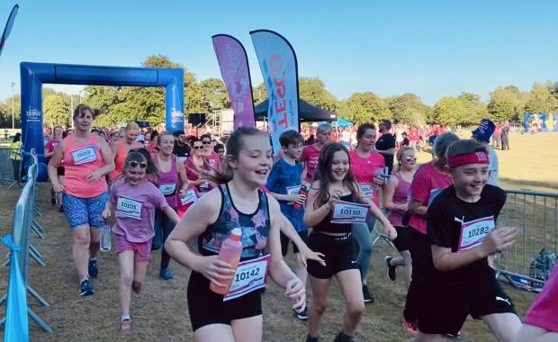 Lancashire Telegraph: Hundreds take part in the Race for Life event in Blackburn yesterday