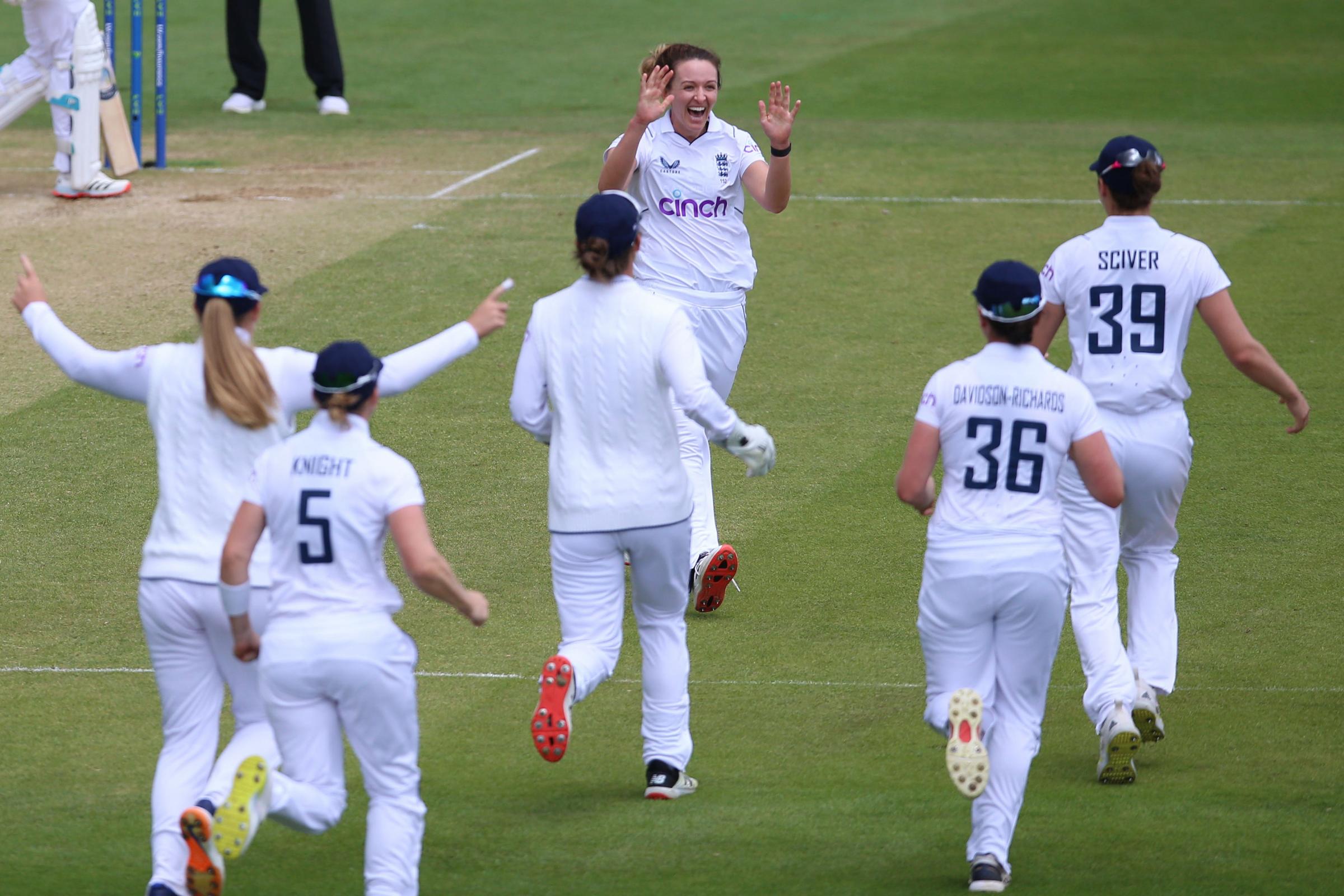 England frustrated by the weather on third day of South Africa Test - Vimarsana News