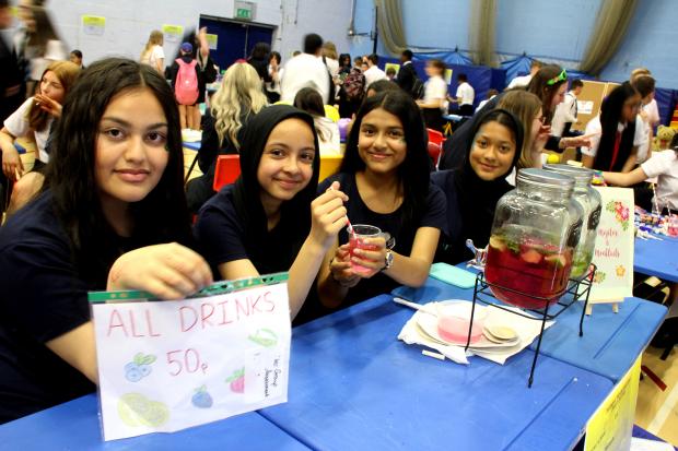 Lancashire Telegraph: Maryah and Aleya Miah and their friends Reshma and Sadia Ali on the mocktail stall
