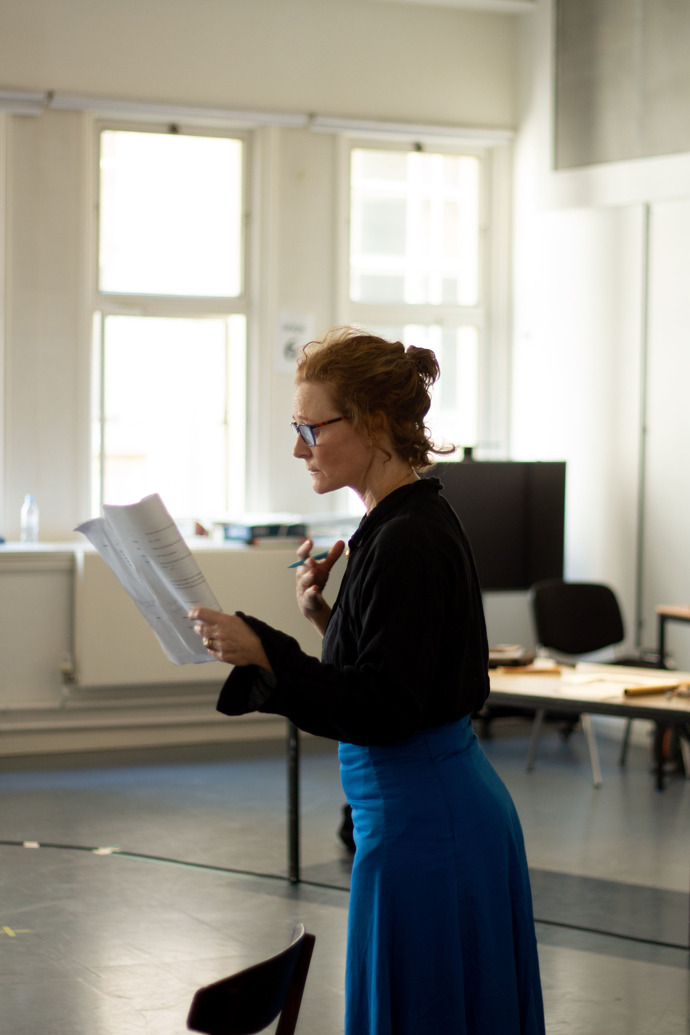 Geraldine Somerville in rehearsal for The Glass Menagerie