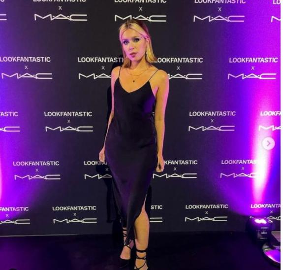 Lancashire Telegraph: Holly Murray, a TikTok makeup artist from Accrington Lancashire Telegraph: Holly Murray, a TikTok makeup artist from Accrington