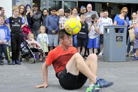 Lancashire Telegraph: John Farnworth, who holds many world records, in Blackburn town centre in August 2017 Lancashire Telegraph: John Farnworth, who holds many world records, in Blackburn town centre in August 2017