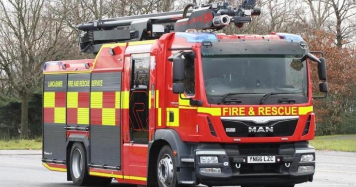 Lancashire fire crews attend incident in Bromley Cross - Vimarsana News