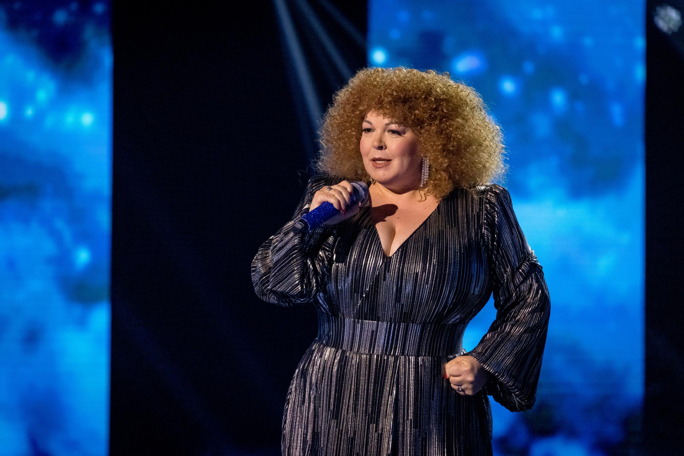 Earby singer transforms into Bette Midler on ITV's Starstruck - Vimarsana News