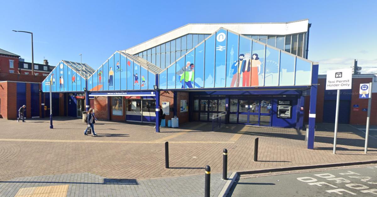 Man found with 'crack cocaine and knife' at Blackpool North - Vimarsana News