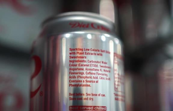 Lancashire Telegraph: As well as being used in Diet Coke, Coke Zero and Pepsi Max, Aspartame is also listed as an ingredient in Fanta, Lucozade and Dr Pepper Lancashire Telegraph: As well as being used in Diet Coke, Coke Zero and Pepsi Max, Aspartame is also listed as an ingredient in Fanta, Lucozade and Dr Pepper