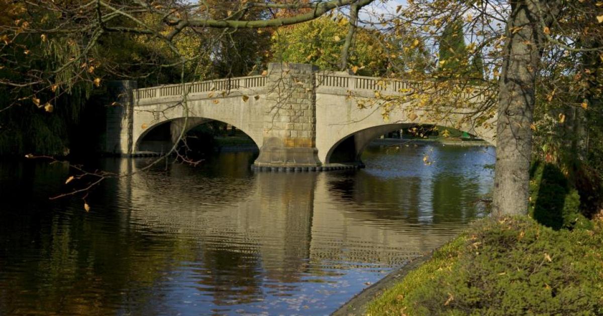 Burnley's 6 parks fly the Green Flag for another year - Vimarsana News