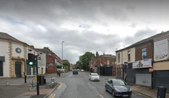 Lancashire Telegraph: Traffic lights on Whalley New Road in Bastwell Lancashire Telegraph: Traffic lights on Whalley New Road in Bastwell