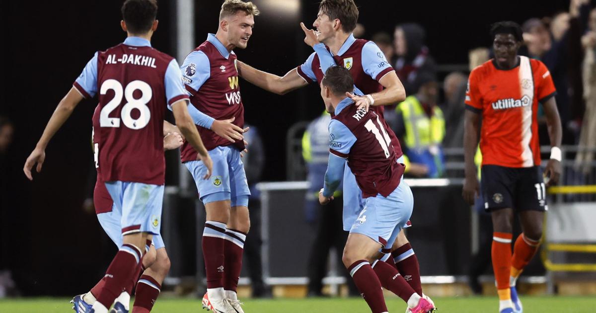 Burnley beat Luton 2-1 for first league win of the season