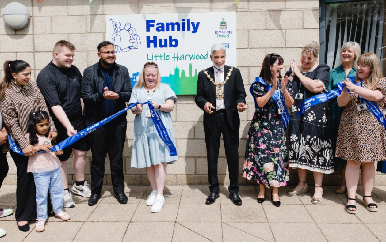 Blackburn with Darwen family hubs 'on track' says council - Vimarsana News