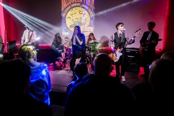 Lancashire Telegraph: MMT Halloween Showcase (Picture: Derren Lee Poole) Lancashire Telegraph: MMT Halloween Showcase (Picture: Derren Lee Poole)