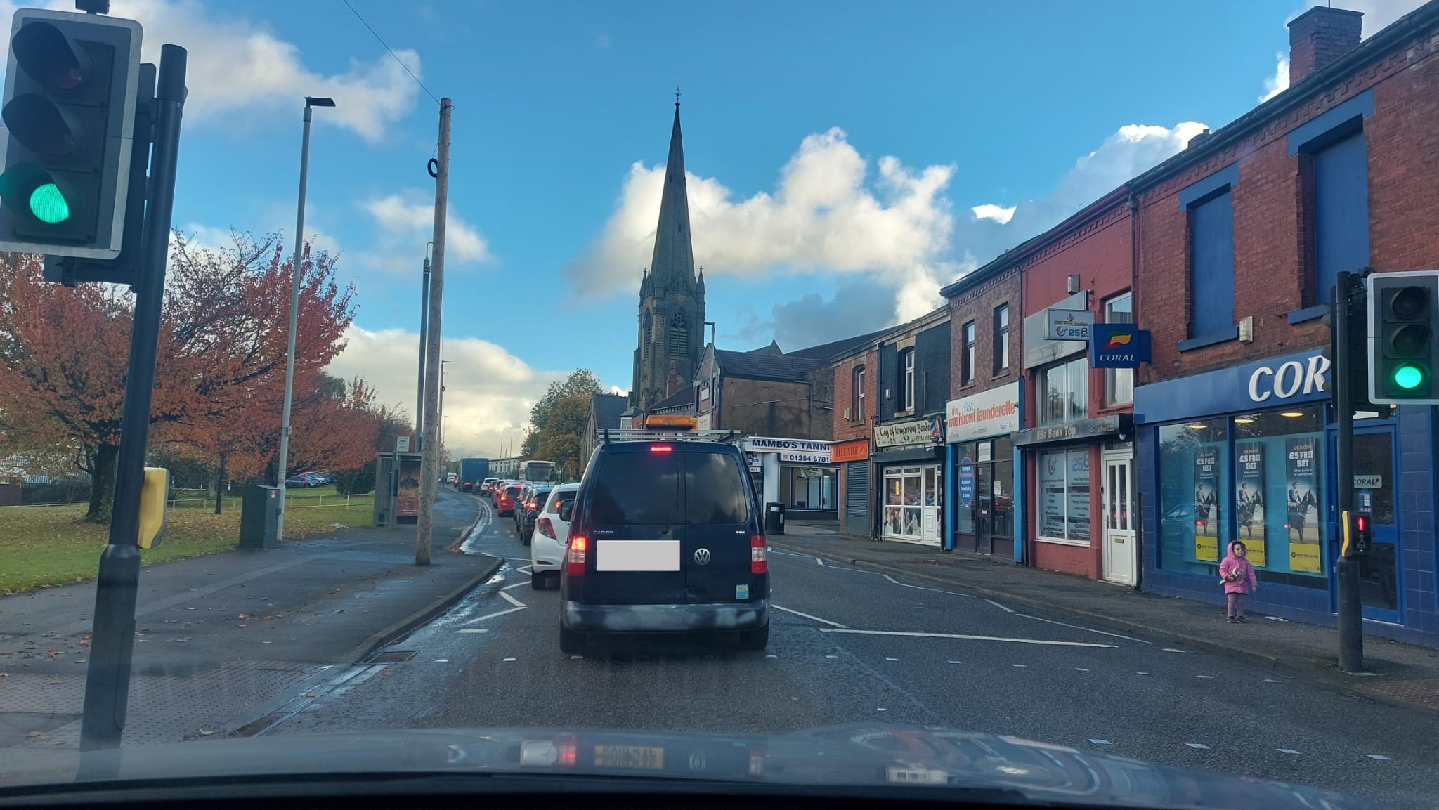 'Poor' traffic lights priorities to blame for long delays in Blackburn - Vimarsana News