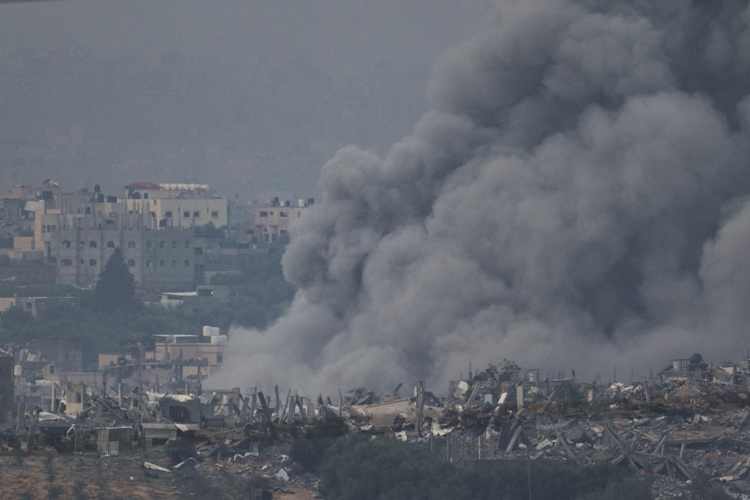Burnley Council calls for Gaza ceasefire after heated debate - Vimarsana News
