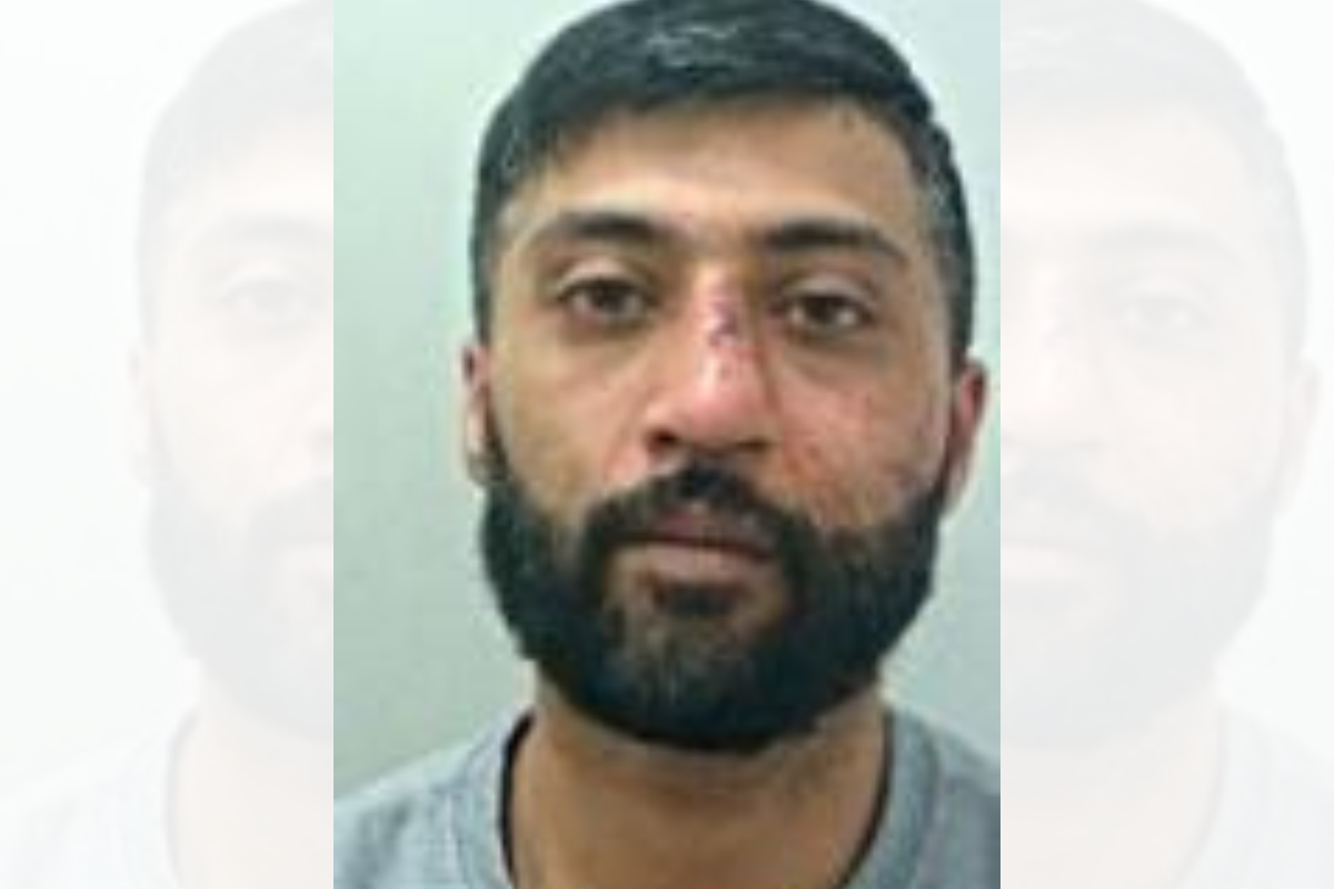 Rawtenstall man pleads guilty to Christmas Day robbery - Vimarsana News