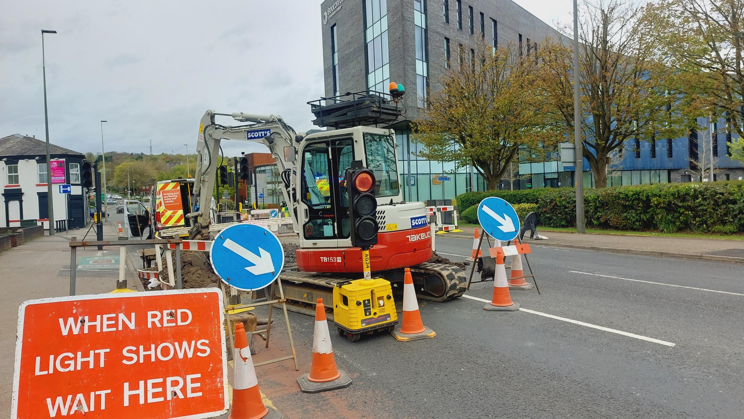 Traffic backed up in both directions on busy Blackburn road - Vimarsana News
