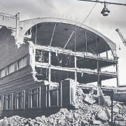 Here is an amazing photo in 1986 as work started to pull down the former Dutton’s Brewery to make way for Morrisons.