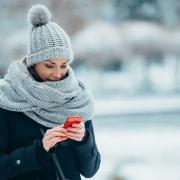 Can your phone stop working due to cold temperatures? Yes , it can and here's the reason why.