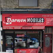 Police were called to Darwen Mobiles on Duckworth Street in Darwen