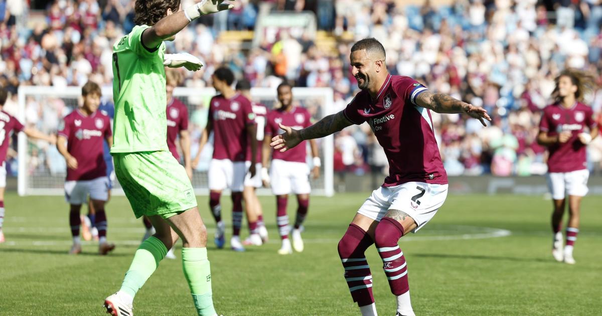 Clarets edge past County with victory via penalties