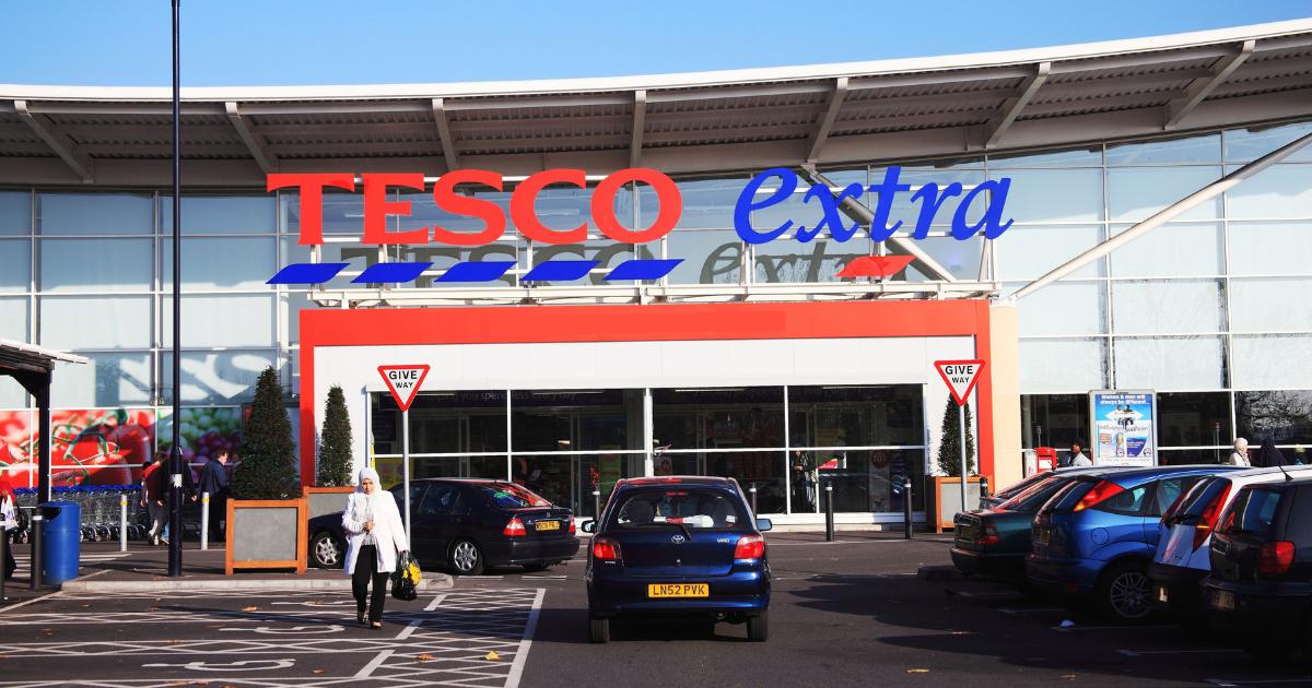 Tesco trialling virtual try-on technology for F&F clothing