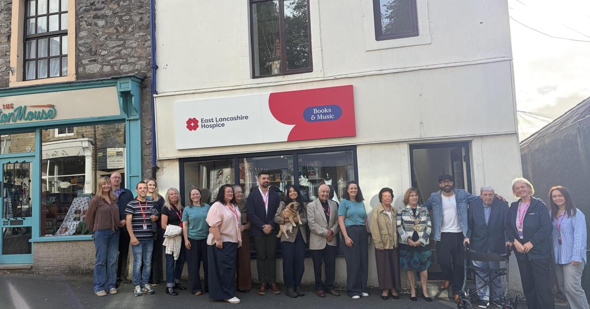 Author opens Clitheroe hospice shop after family receives ‘wonderful care’