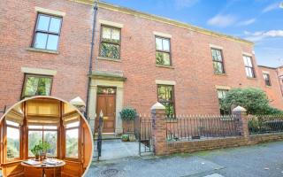 See inside this grand Victorian property that’s for sale in Lancashire (Zoopla/Canva)