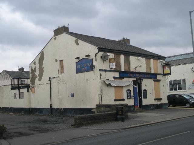The Old Duke Inn was situated on Briercliffe Road. Publican from c.1868 to c.1875 was Edmund Riley.