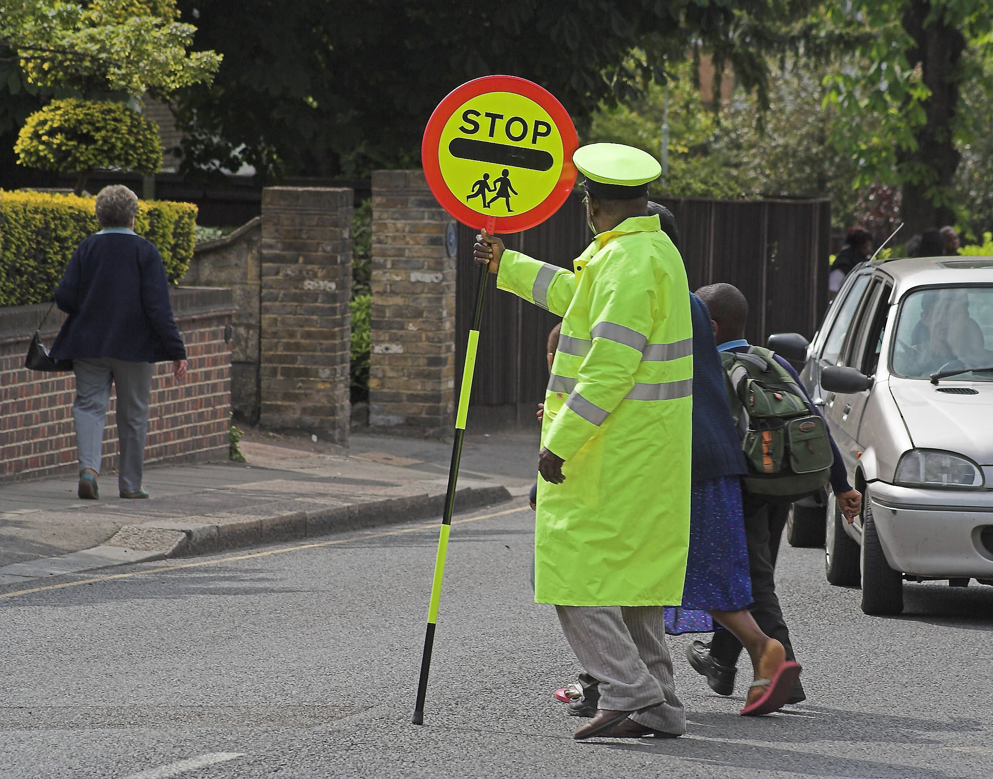 Meeting planned after speeding car nearly hits Haslingden lollipop man - Vimarsana News