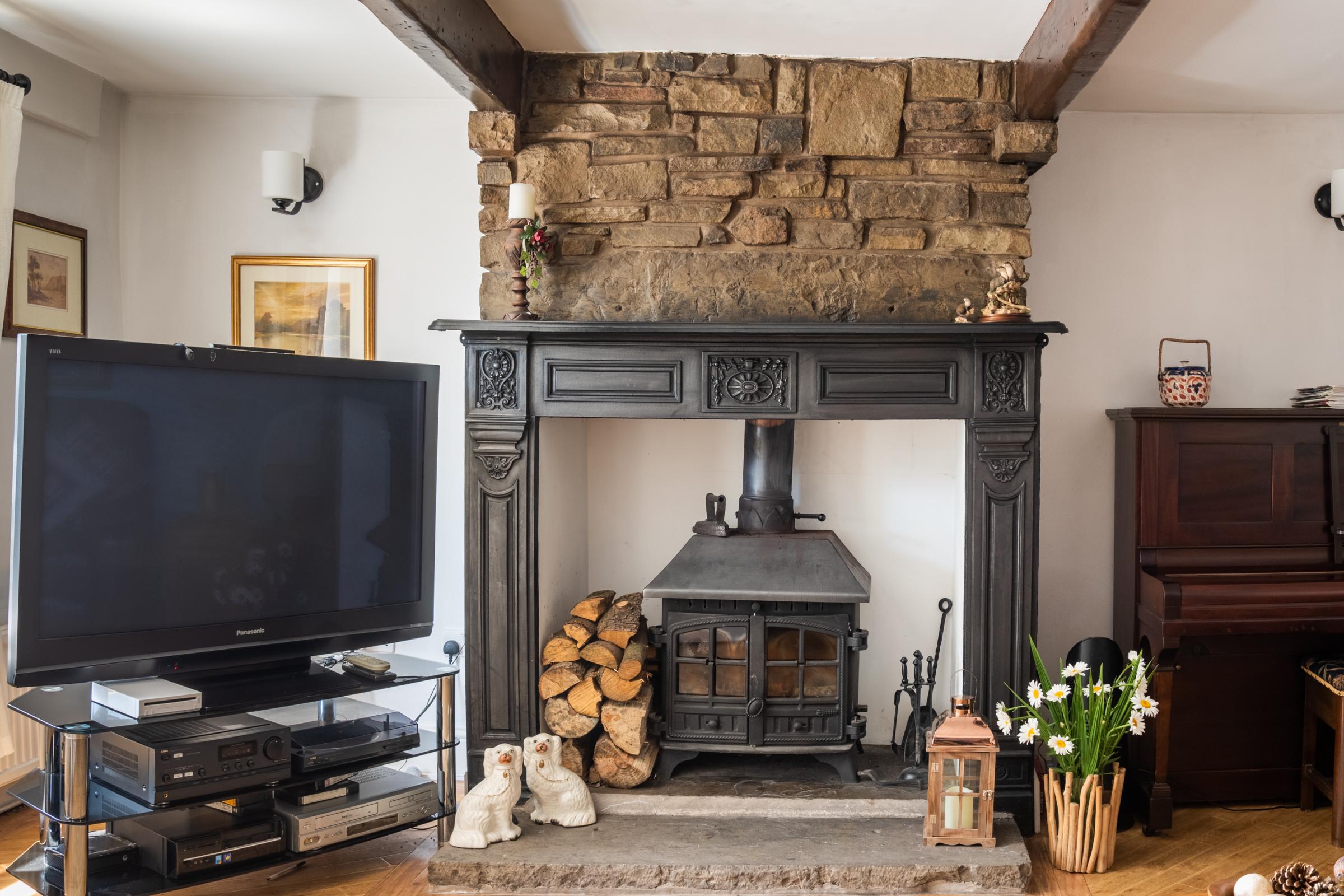 Stunning Darwen cottage on market for £225,000