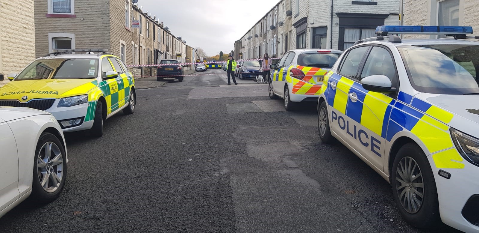 Five streets evacuated as bomb squad recover 'items' from house